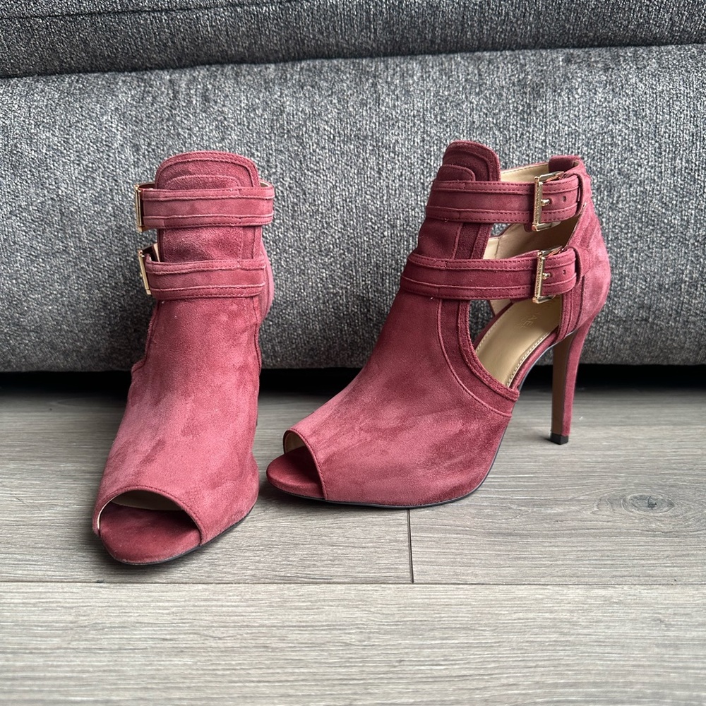 Michael Kors sz8 open toe heel